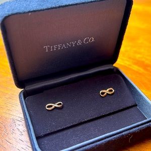 Tiffany and Co Infinity Earrings in 18K Rose Gold